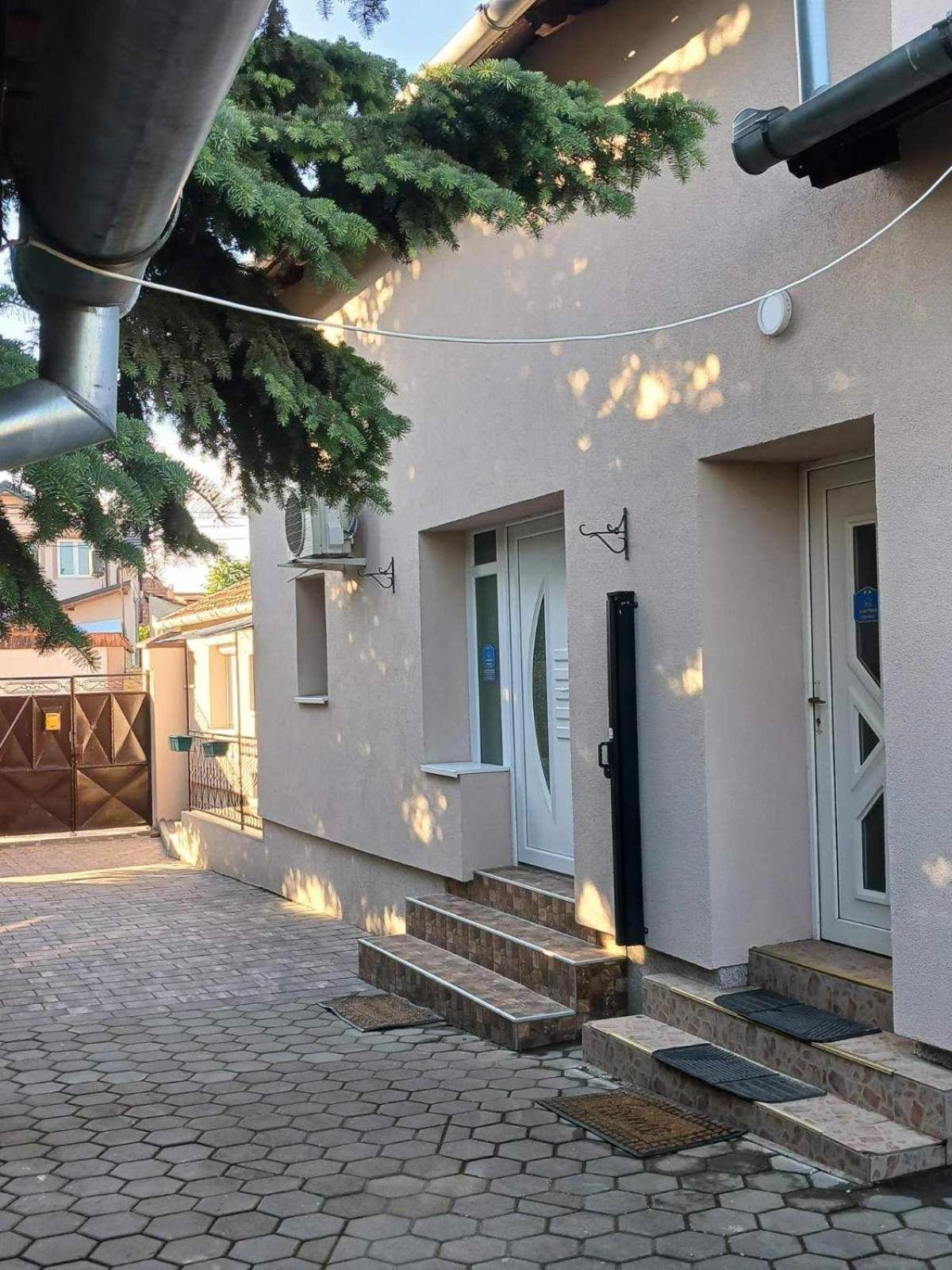 Mega Apartment Subotica Bagian luar foto
